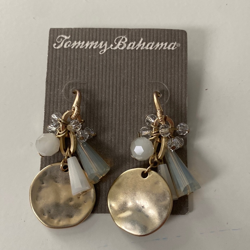 Tommy Bahama earrings